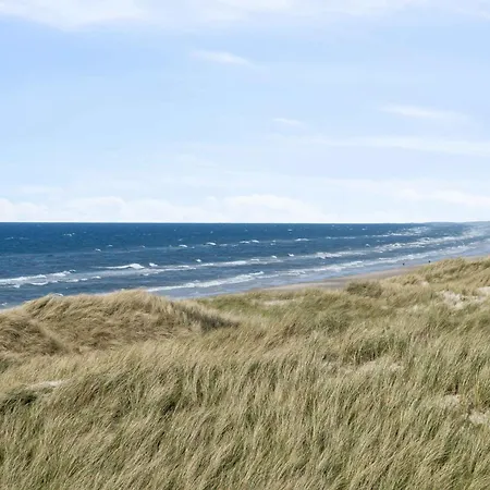 Hébergement de vacances Front Row To The North Sea In Modern House