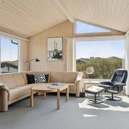 Hébergement de vacances Front Row To The North Sea In Modern House Pandrup