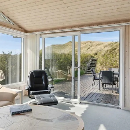 Front Row To The North Sea In Modern House Hébergement de vacances *